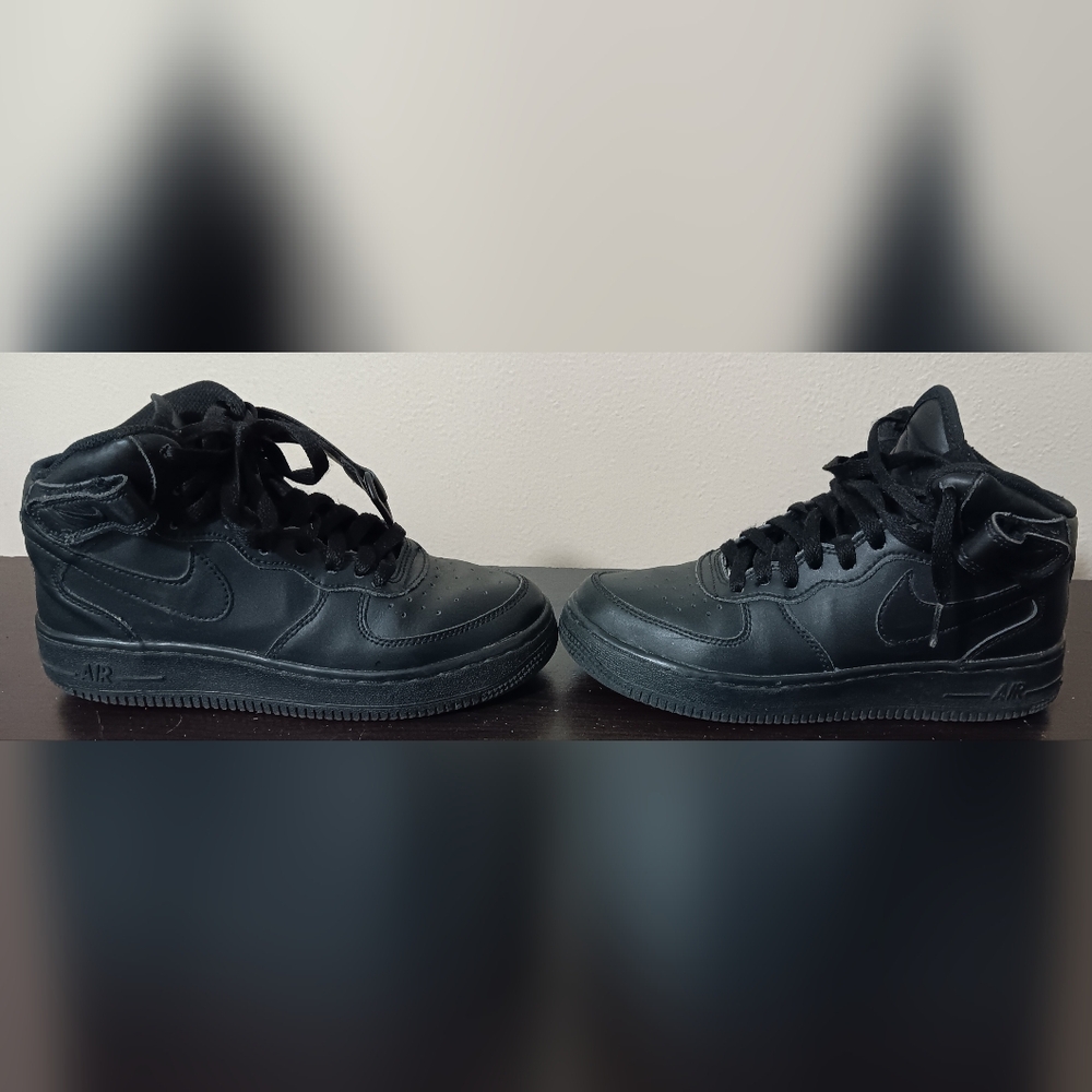 Nike Shoes 4.5y